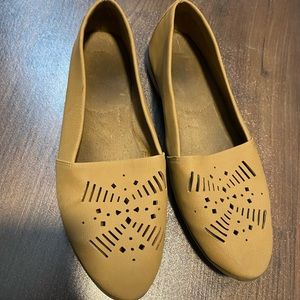 A2 by Aerosoles Flats